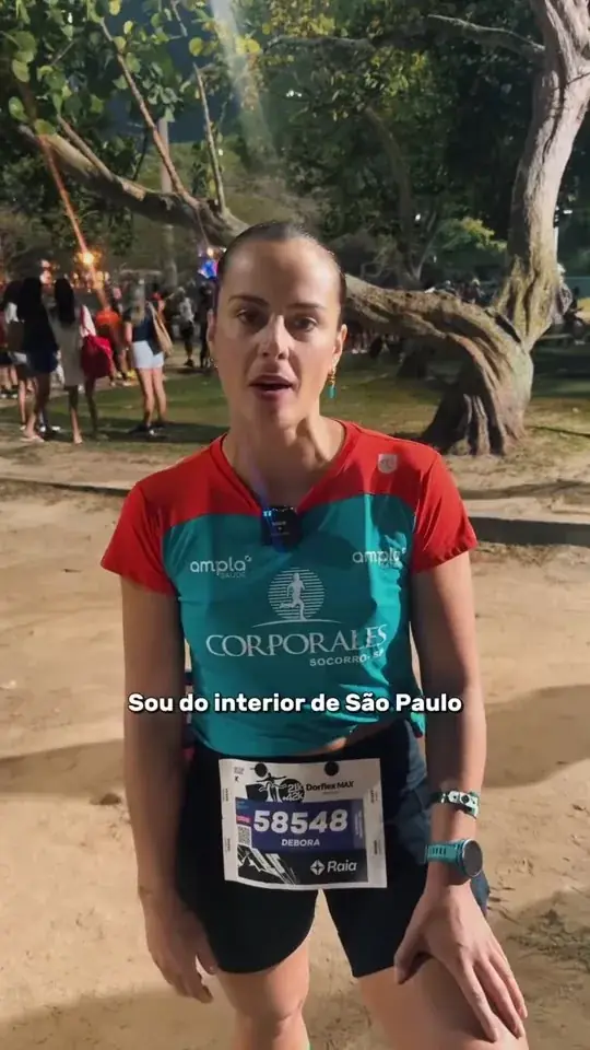 O pelotão de corredores no aterro, visto de cima
